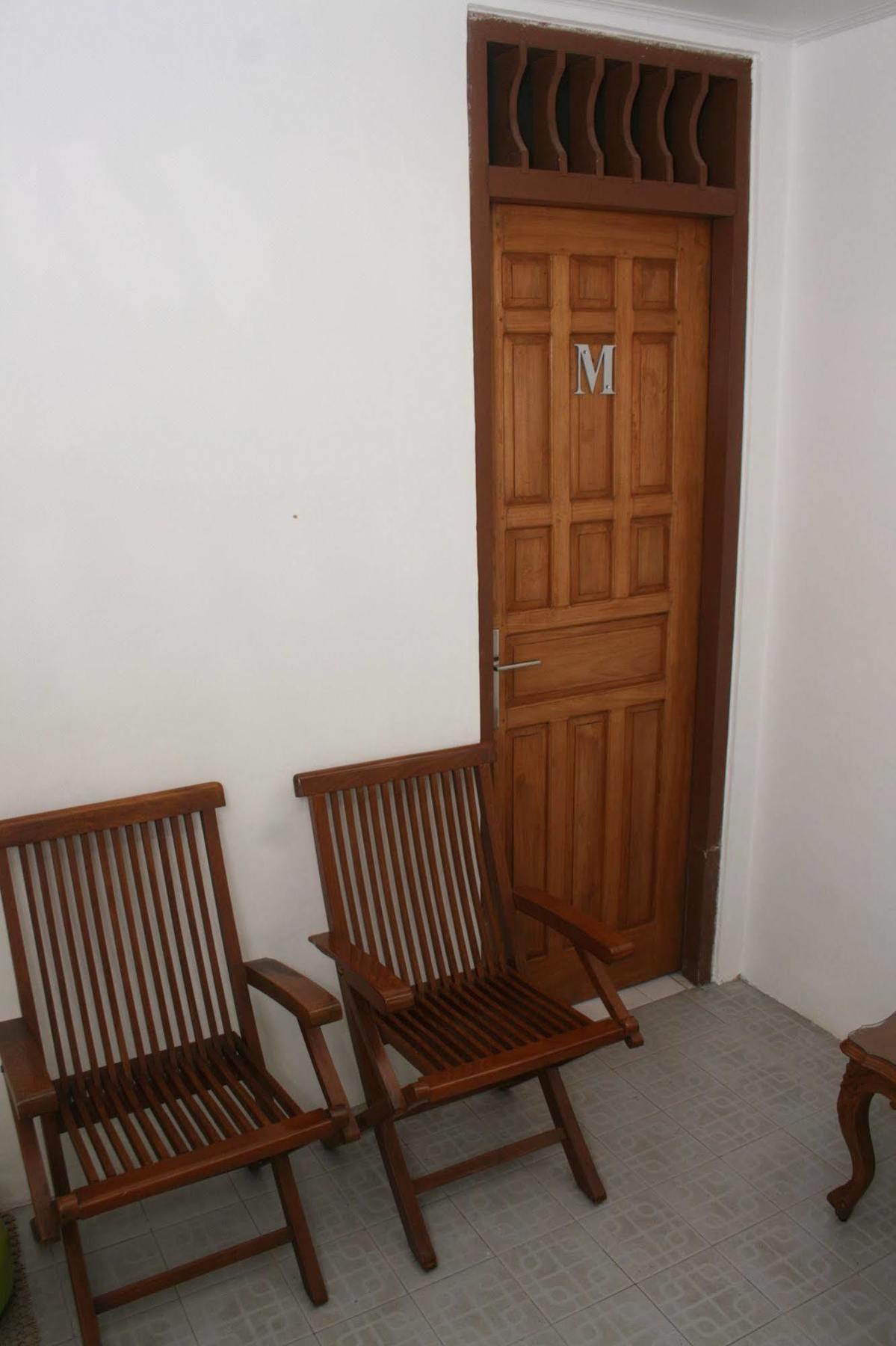 Junjunan Dalam Sharia Guesthouse Bandung Exterior foto
